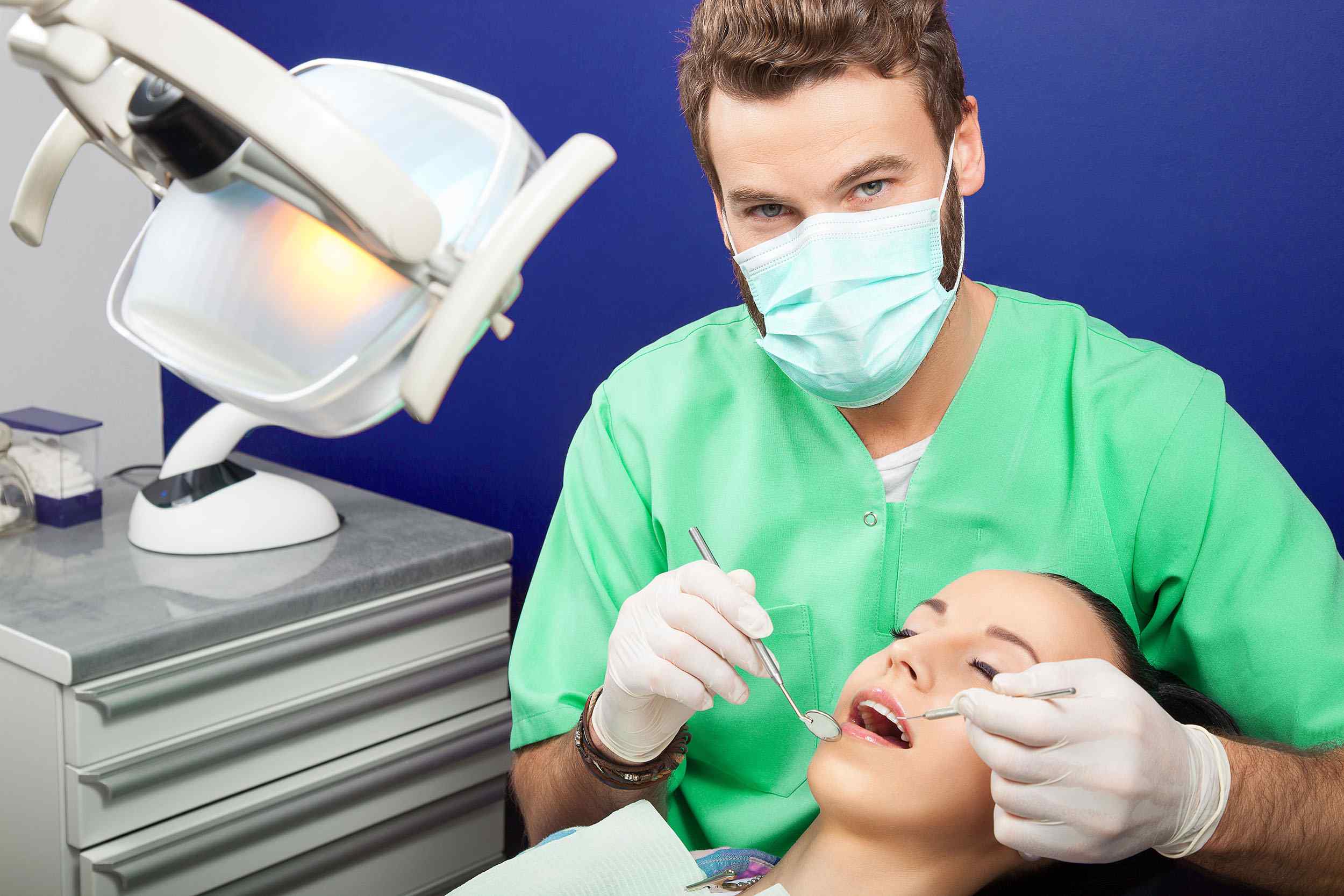 https://dentwell.mx/wp-content/uploads/2020/02/img-testimonials.jpg